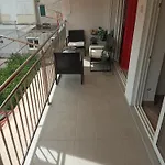 Sunshower And 아파트 *