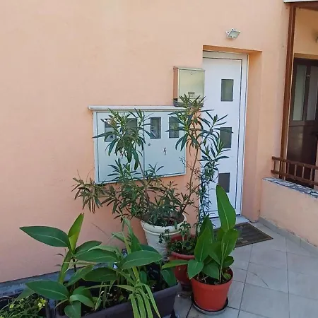 Sunshower And Apartment Split