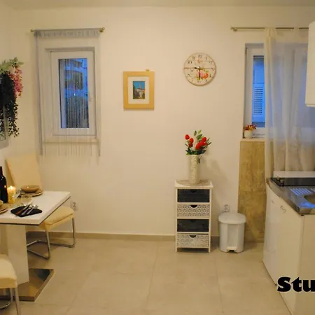Sunshower And Apartment